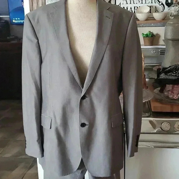 JF slim fit suit👀 - Picture 7 of 13